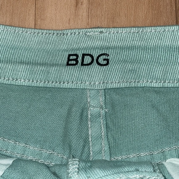 *NWOT* Urban Outfitters BDG high rise erin five pocket shorts - Picture 4 of 5